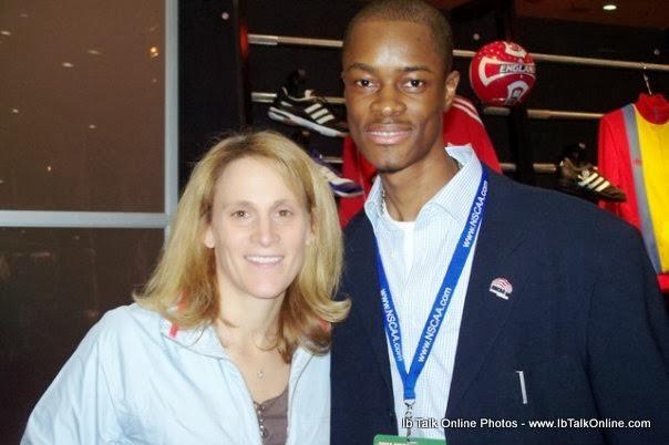 Kristine Lilly & Ib Dabo Kristine Lilly (US soccer star) & Ib.